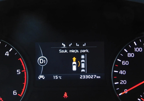 Kia Optima cena 61900 przebieg: 233100, rok produkcji 2017 z Gniezno małe 191